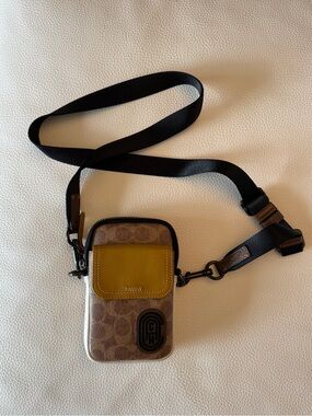 New! Coach Pacer Bag yellow colour block